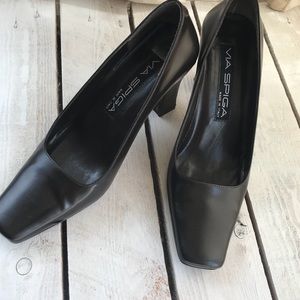 Via Spiga Rich Brown Leather Heels 3 inch.